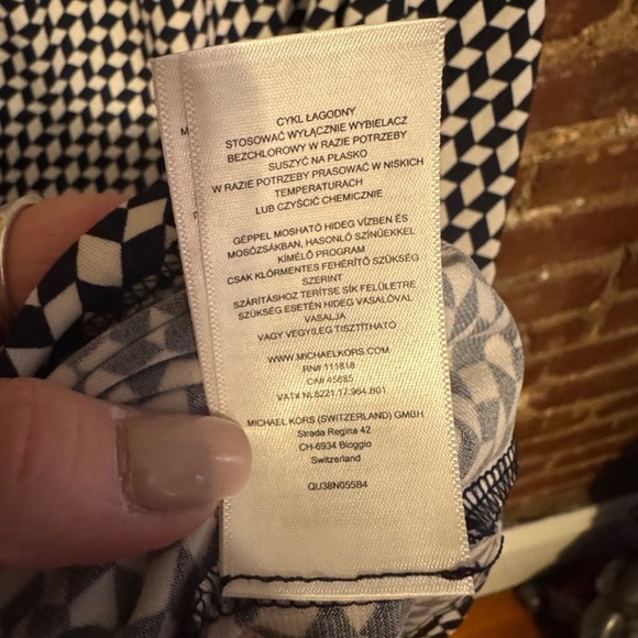 MICHAEL Michael Kors Black & White Pattern Gold Hardware Midi Dress Size S - Picture 11 of 12